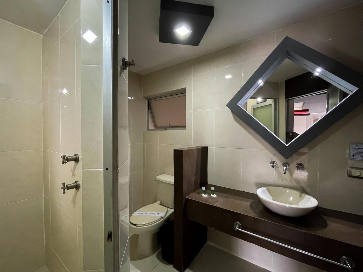 Auto Hotel Mediterraneo Xalapa Buitenkant foto