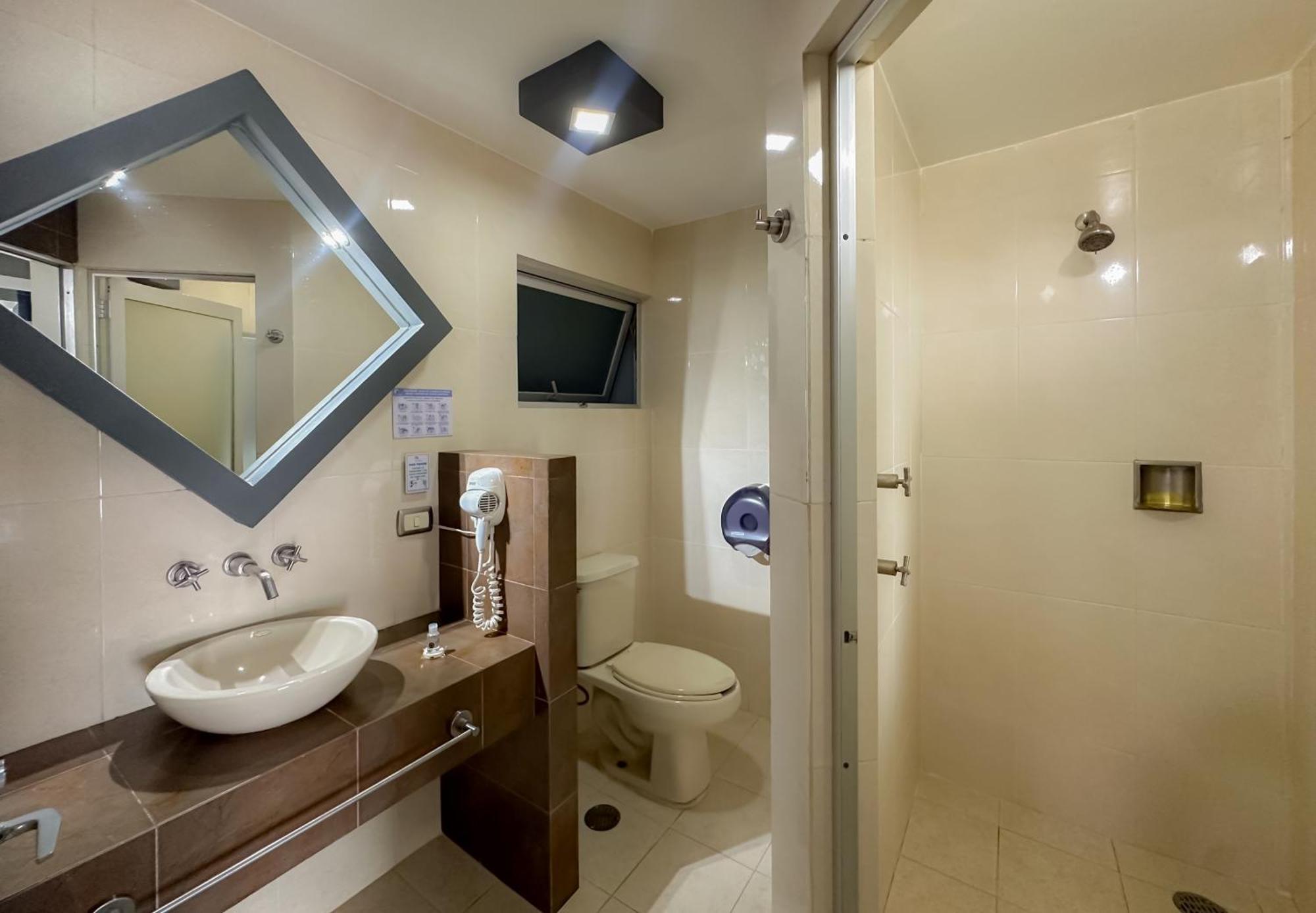 Auto Hotel Mediterraneo Xalapa Buitenkant foto
