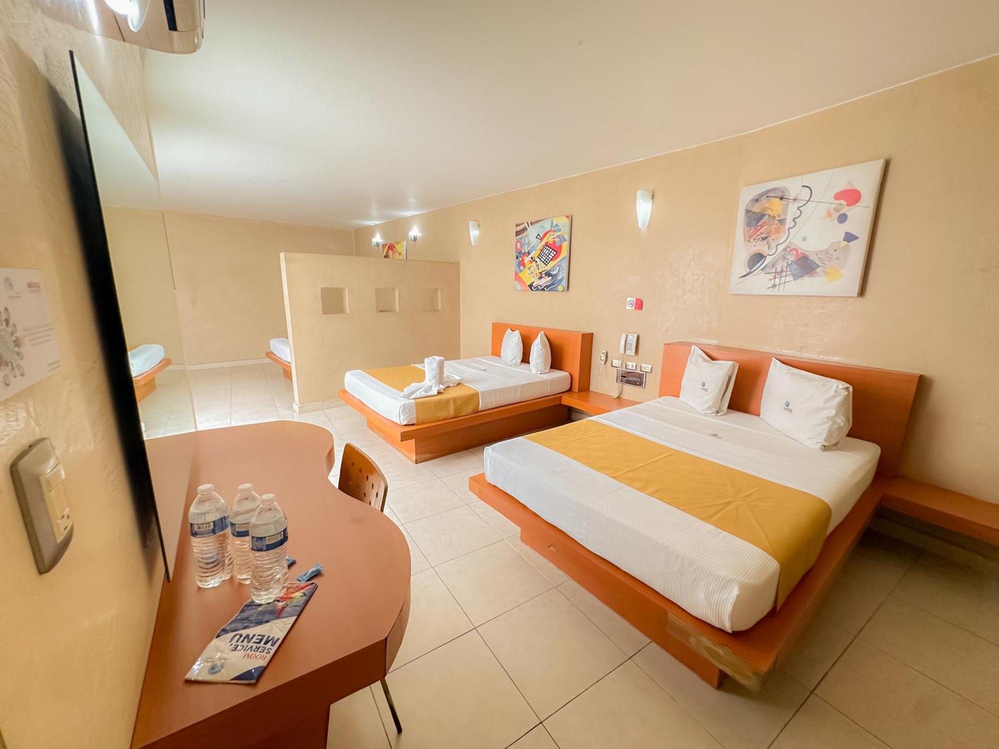 Auto Hotel Mediterraneo Xalapa Buitenkant foto