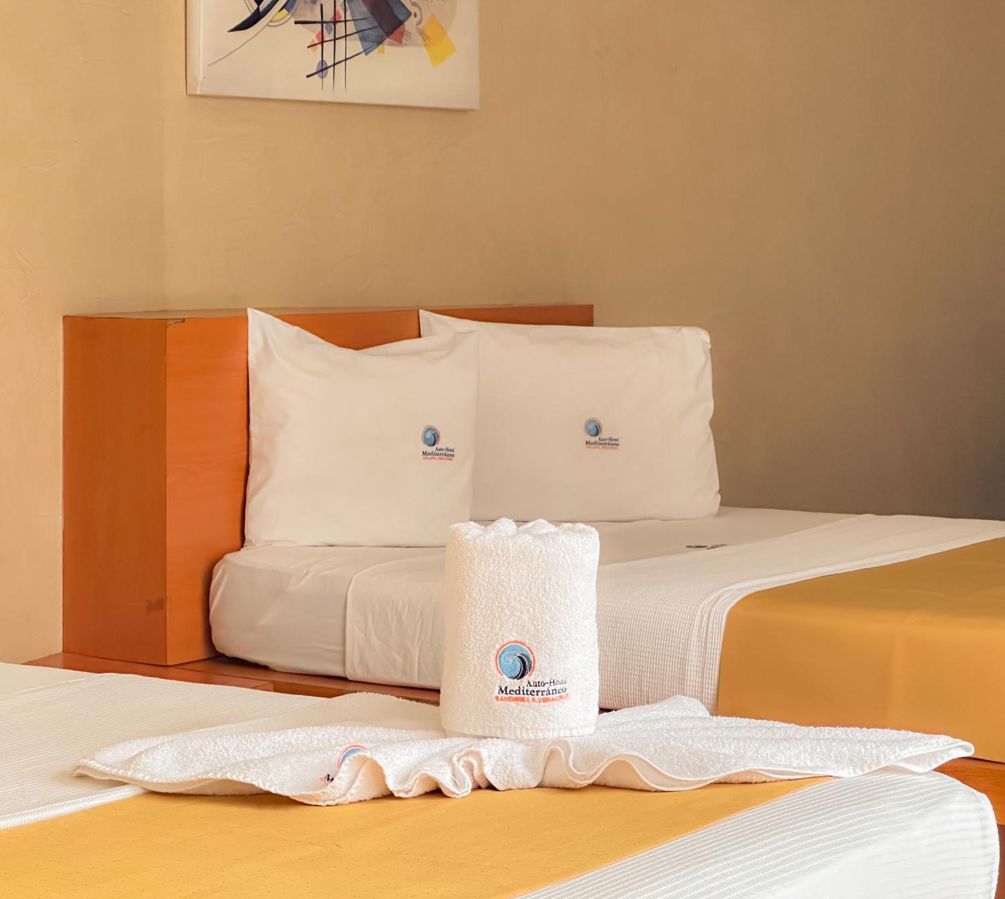 Auto Hotel Mediterraneo Xalapa Buitenkant foto