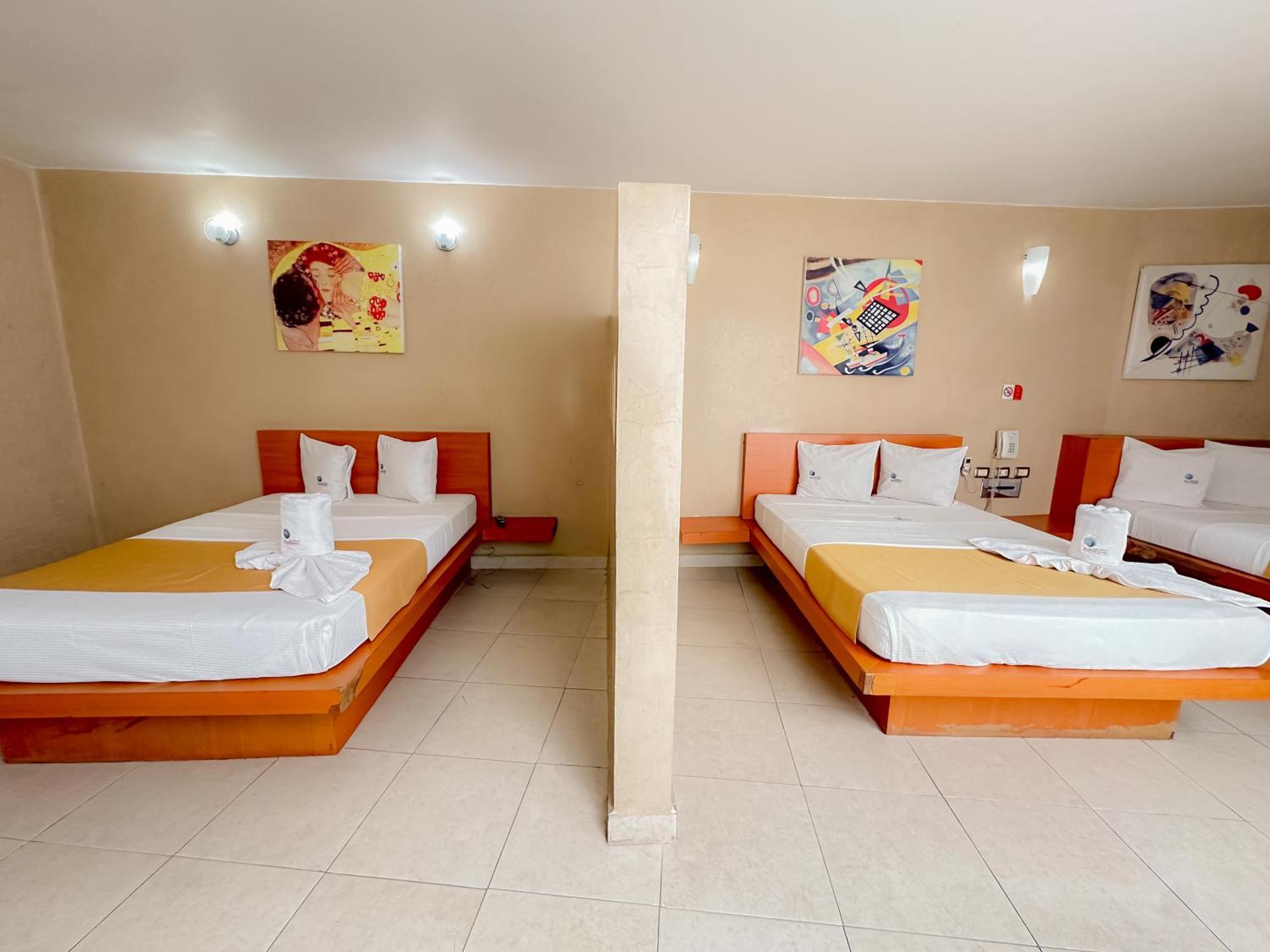 Auto Hotel Mediterraneo Xalapa Buitenkant foto